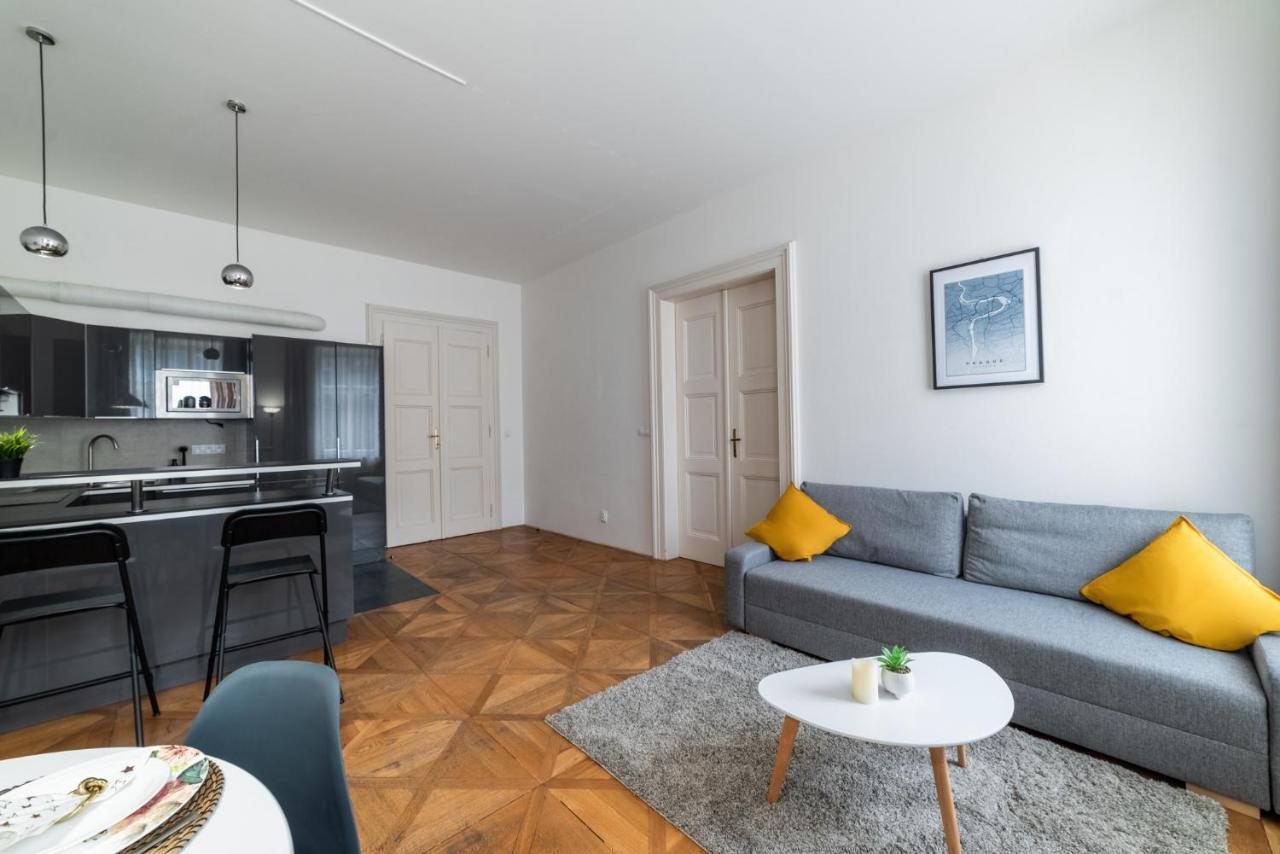 Exclusive Apartment Near Kafka'S Head Прага Экстерьер фото